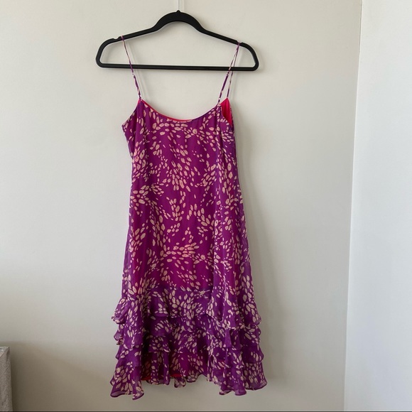 BCBG MAXAZRIA 100% Silk Vintage Ruffle Hem Dress - Picture 2 of 8